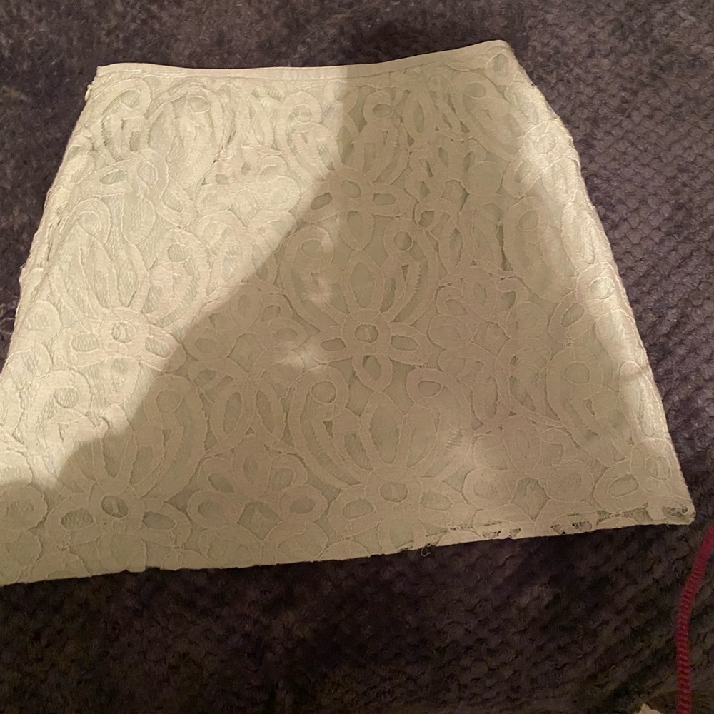 Mint green lace skirt loft size 8